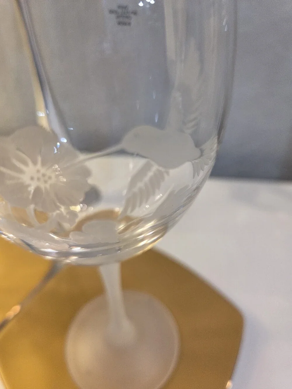Set Of 2 AVON HUMMINGBIRD WINE GLASSES